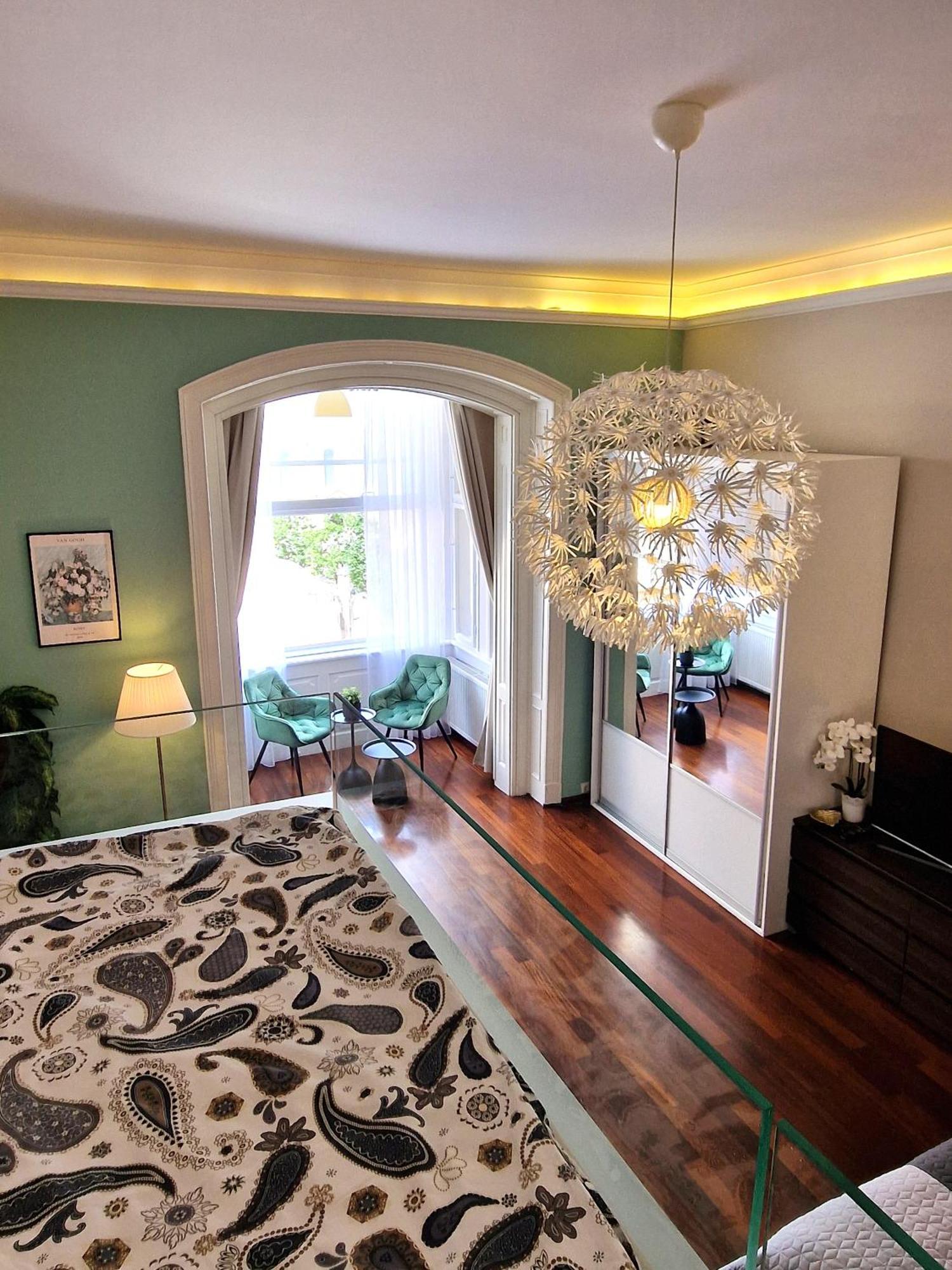 Apartment Exclusive View Cvjetni Trg Zagreb Eksteriør bilde